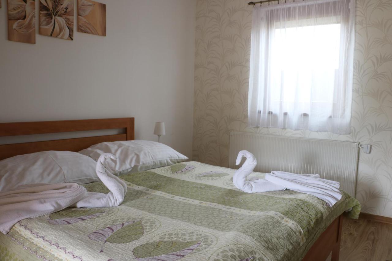 Penzion Anesis - Studia Turčianske Teplice エクステリア 写真