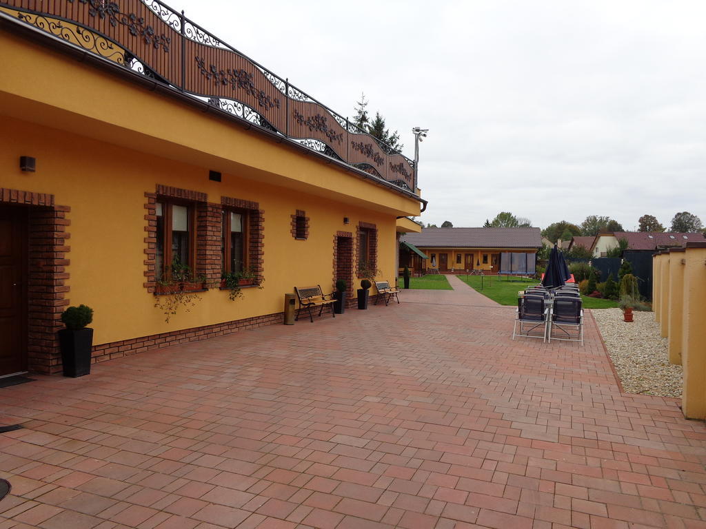 Penzion Anesis - Studia Turčianske Teplice エクステリア 写真
